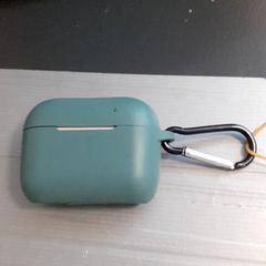 İLost kullanarak Qbuzz servicepunt  Emmen tarafından bildirildiği gibi Earpod'lar Groen