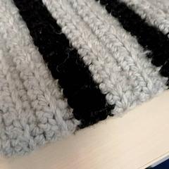 Neck bag Gris /noir, as reported by IKEA Strasbourg using iLost