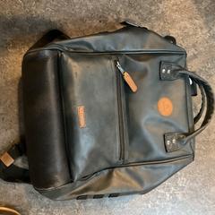 İLost kullanarak Gemeente Amsterdam - Bureau Gevonden Voorwerpen tarafından bildirildiği gibi Sırt çantası Ouzzani