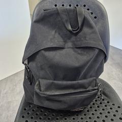 Rucksack zwart eastpak, gemeldet von Arriva Twents über iLost