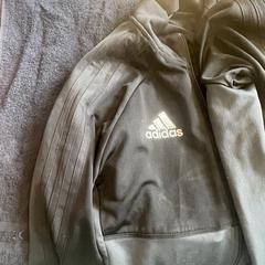 Vest Adidas Zwart, zoals gemeld door Best Kept Secret 2025 met iLost