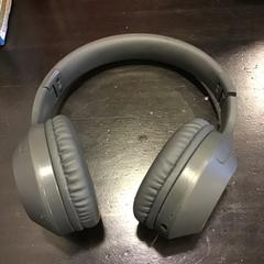 Hodetelefoner, som rapportert av Qbuzz U-OV ved bruk av iLost