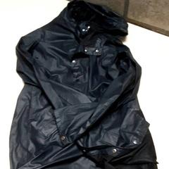 Regenjas, zoals gemeld door Arriva Oost-Brabant met iLost