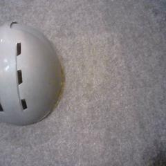 ヘルメット がiLostで SnowWorld Landgraaf によって報告されました