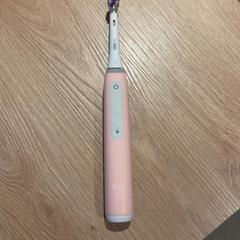 Cepillo de dientes, ha sido reportado por Van der Valk Hotel Eindhoven - Best con iLost