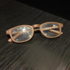 Bicchieri, come riportato da Van der Valk Hotel Utrecht utilizzando iLost