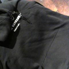 sweater, as reported by SnowWorld Amsterdam using iLost
