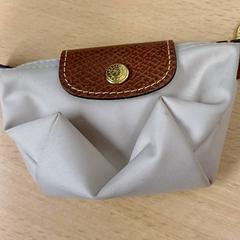 Portemonnee Hoogers, come riportato da Qbuzz GD Groningen Peizerweg utilizzando iLost