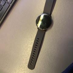 Zegarek zwart, zgłoszono przez Eindhoven Airport przy użyciu iLost