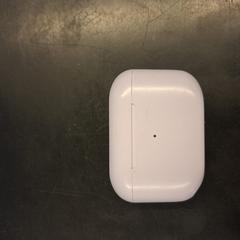 Oortjes  in een paars doosje, ako bolo nahlásené Universiteit Gent - Faculteitsbibliotheek LW pomocou iLost