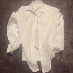 Camicia, come riportato da Van der Valk Hotel Haarlem utilizzando iLost