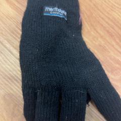 Kesztyű, amint azt HTM az iLost segítségével jelentette.