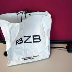 Sacchetto µSac de cours, come riportato da Twisto utilizzando iLost