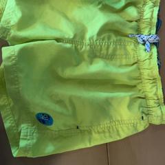 Costume da bagno, come riportato da Familie Resort Molenwaard utilizzando iLost
