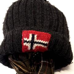 Gorro sjaal en handschoenen, segundo informou Qbuzz ZHN usando iLost