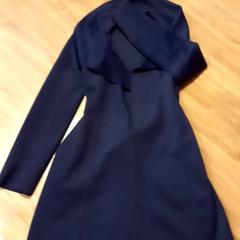 Emakumezko jaka jasje, gisa salatu by Arriva Limburg Noord iLost erabiliz