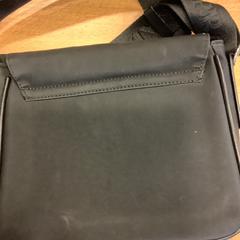 Dames tasje, gemeldet von Gemeente Amsterdam über iLost