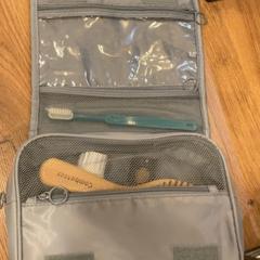 Trousse de bain, segons ha informat MEININGER Hotel Marseille Centre la Joliette mitjançant iLost