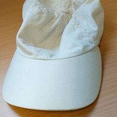 Kleding - pet، كما تم الإبلاغ عنه بواسطة Centraal magazijn عبر iLost