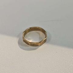 Prsten Goudkleurig, jak nahlášeno AFAS Live pomocí iLost