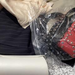 Brillenkoker, Kleren, Riem & Doekje wipes, zoals gemeld door MEININGER Hotel Berlin "Mitte" Humboldthaus met iLost