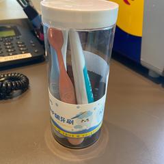 歯ブラシ brosse à dents enfants がiLostで MEININGER Hotel Lyon Centre Berthelot によって報告されました