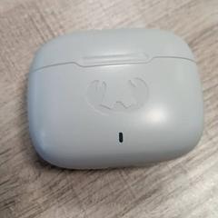 귀마개 홀더, iLost를 사용하여 RRReis Trein Amersfoort / Ede-Wageningen에 보고됨