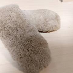 Kläder - Handschoenen beige, rapporterat av Regio Oost-Vlaanderen med iLost