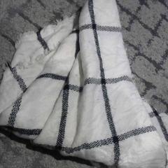 Schal, gemeldet von Relais Azalys über iLost