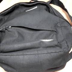 バックパック がiLostで Connexxion Haarlem AML によって報告されました