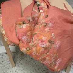 Skjerf rosa, as reported by IKEA Furuset using iLost