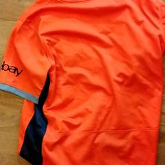 Ing shirt, amint azt Supersized Kingsday az iLost segítségével jelentette.