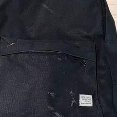 Mochila, como reportado por Regio Antwerpen - Brussel utilizando o iLost