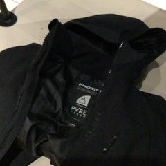 سترة أطفال Zwart، كما تم الإبلاغ عنه بواسطة IKEA Wilrijk عبر iLost