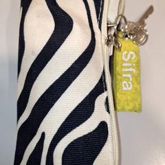 Etui & Sleutel Sifra, zoals gemeld door Qbuzz DMG met iLost