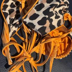 Vestit de bany, segons ha informat Inntel Hotels Amsterdam Landmark mitjançant iLost