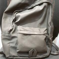 バッグ がiLostで allGo Almere によって報告されました