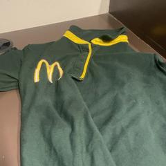 Mcdonalds shirt Mcdonald's, segons ha informat Pathé Amersfoort mitjançant iLost