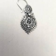 Earring, come riportato da TU/e - Receptie Vertigo utilizzando iLost