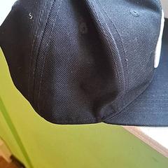 Gorra de béisbol, segundo informou Avonturenboerderij Molenwaard usando iLost