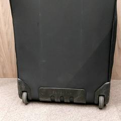 Trolleykoffer zwart, segons ha informat Rotterdam The Hague Airport mitjançant iLost