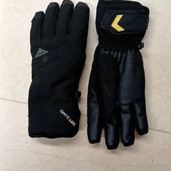 장갑, iLost를 사용하여 Qbuzz GD Groningen Peizerweg에 보고됨