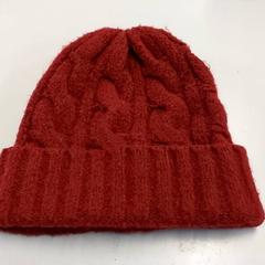 Kläder - Muts, rapporterat av Regio Limburg - Leuven med iLost