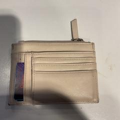 Peněženky, jak nahlášeno Gemeente Amsterdam pomocí iLost