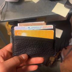 Billetera Braakman, ha sido reportado por KABUL à GoGo / Teatro con iLost