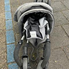 Cochecito de bebé, ha sido reportado por Gemeente Stichtse Vecht con iLost