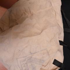 Poltsa de courses, gisa salatu by TCL iLost erabiliz