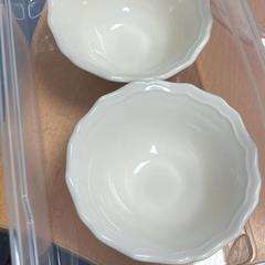 Bowls, como reportado por Sheraton Brussels Airport Hotel utilizando o iLost