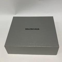 Box, as reported by IKEA横浜 using iLost