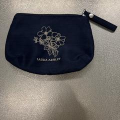 ポーチ, gisa salatu by IKEA Tokyo-Bay iLost erabiliz